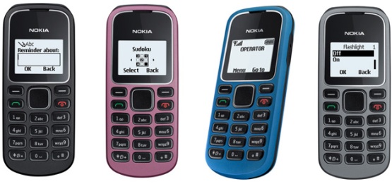 Nokia 1280: все четыре варианта цвета корпуса